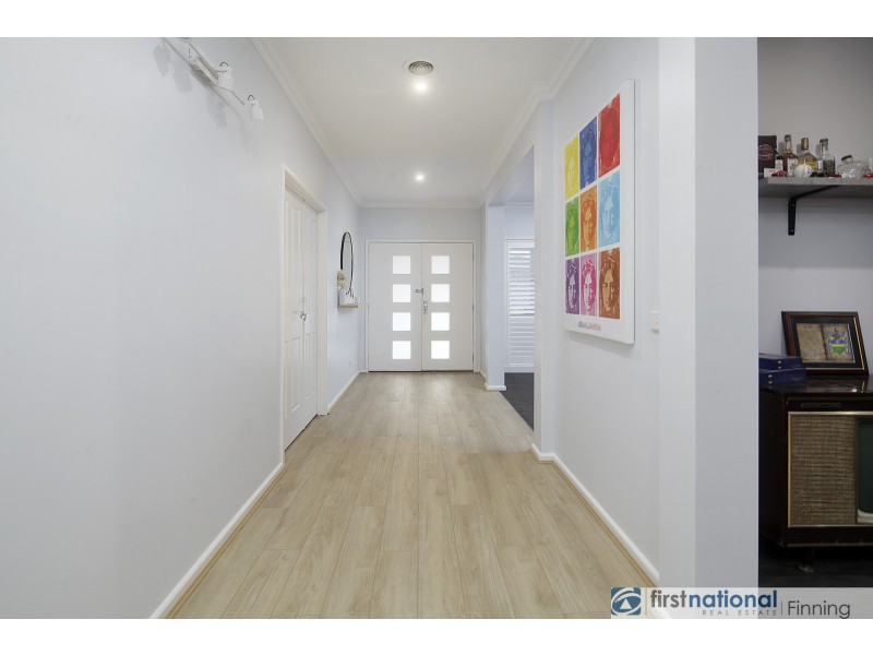 7 Hilda Way, Cranbourne VIC 3977