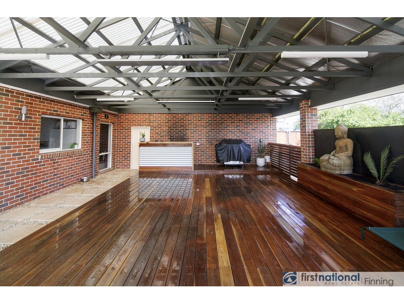 7 Hilda Way, Cranbourne VIC 3977