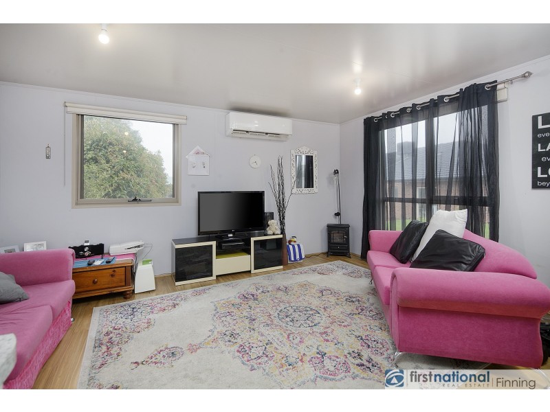 7 Hilda Way, Cranbourne VIC 3977