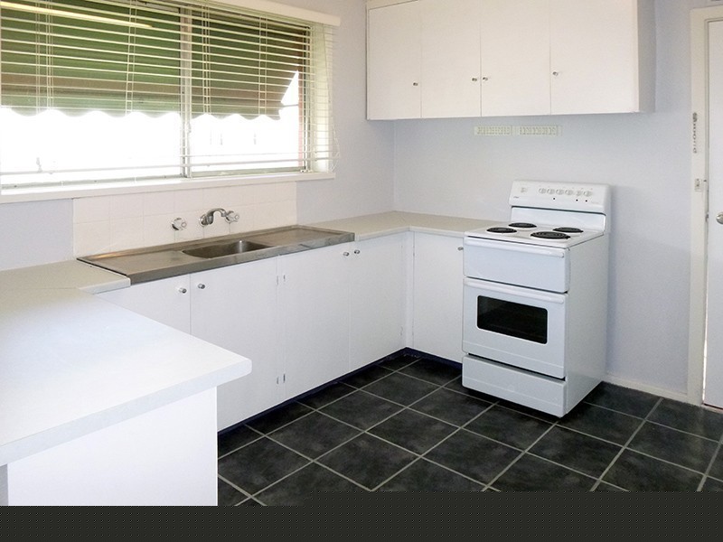 2/189 Sladen Street, Cranbourne VIC 3977