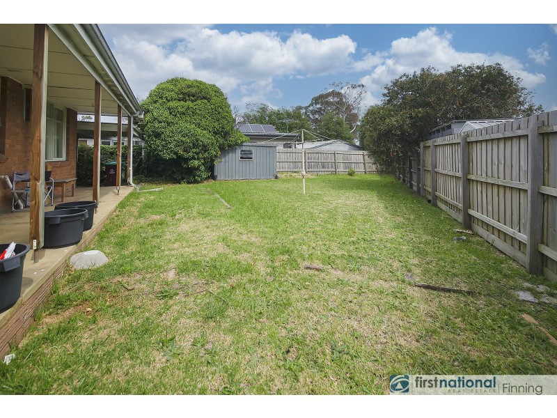 13 Redwood Court, Cranbourne VIC 3977