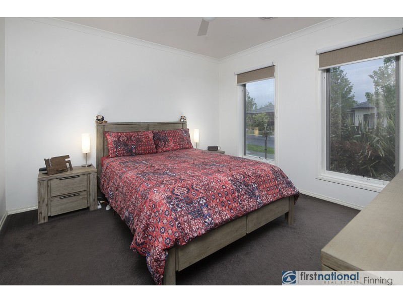 19 Forest Drive, Cranbourne East VIC 3977