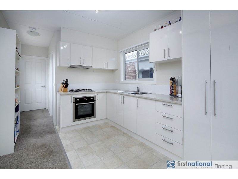 19 Forest Drive, Cranbourne East VIC 3977