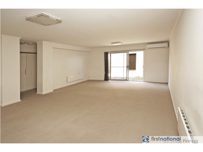 4 Karri Drive, Cranbourne VIC 3977