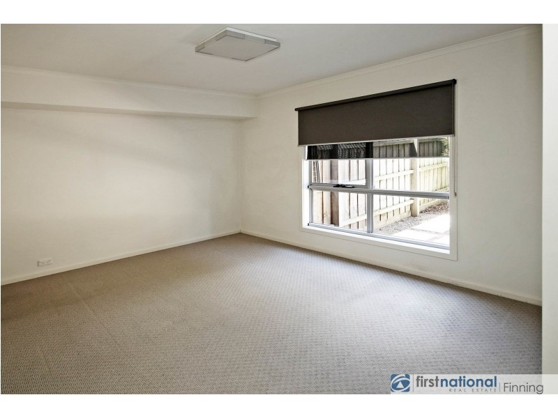 4 Karri Drive, Cranbourne VIC 3977