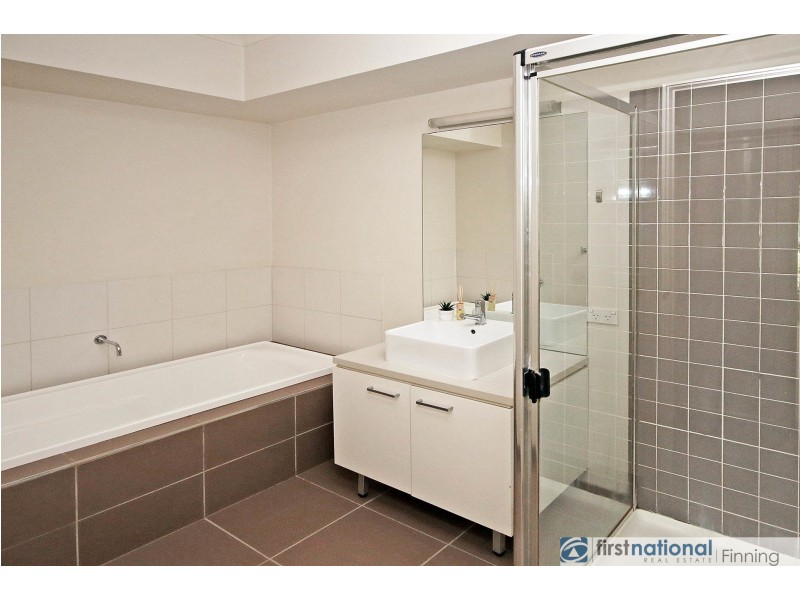 4 Karri Drive, Cranbourne VIC 3977