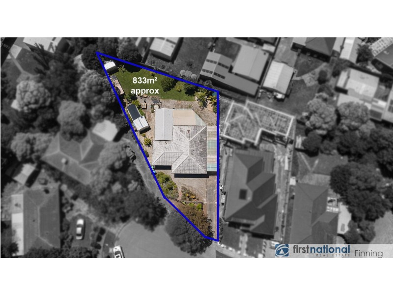 8 Mawson Court, Cranbourne North VIC 3977