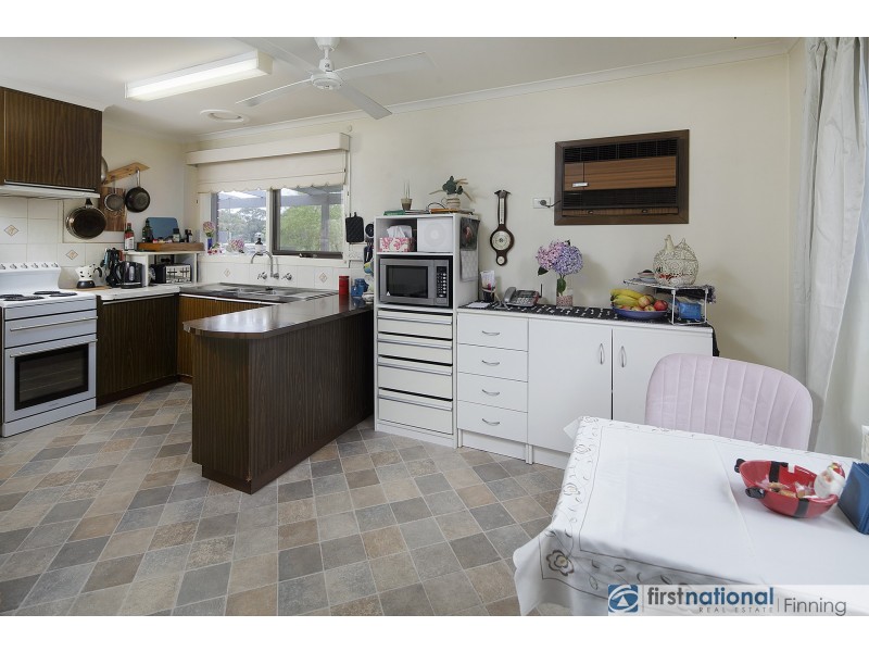 11 Craig Road, Junction Village VIC 3977