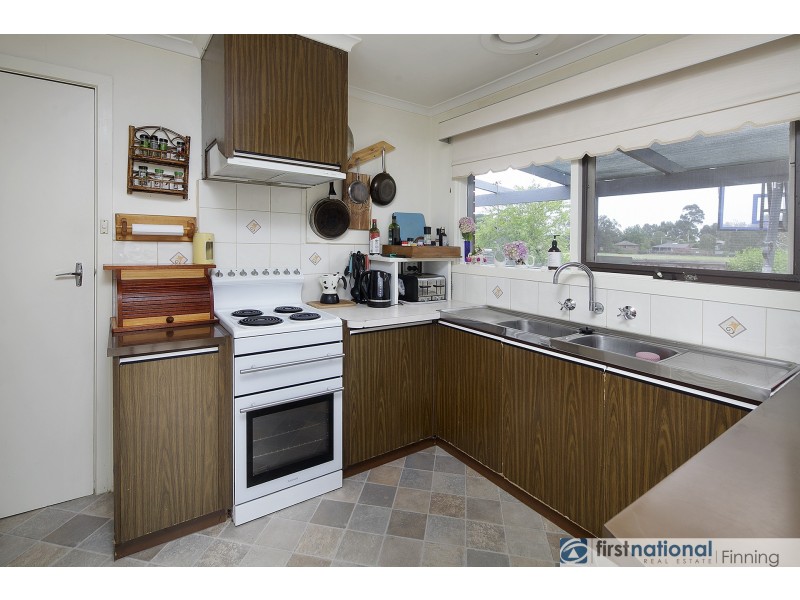 11 Craig Road, Junction Village VIC 3977