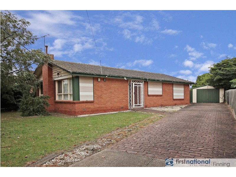 24 Lorna Street, Cranbourne VIC 3977