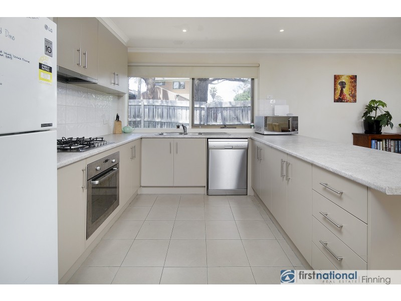 30 Ruffy Drive, Cranbourne VIC 3977