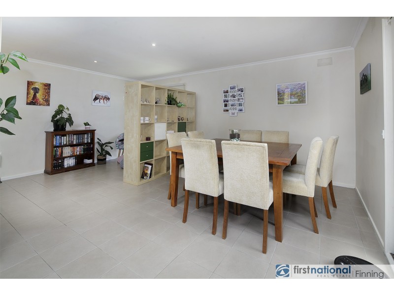 30 Ruffy Drive, Cranbourne VIC 3977