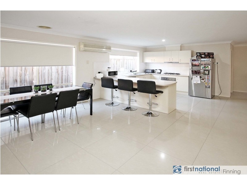 16 Central Avenue, Pakenham VIC 3810