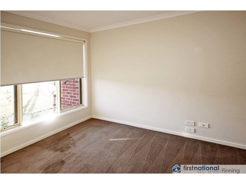 16 Central Avenue, Pakenham VIC 3810