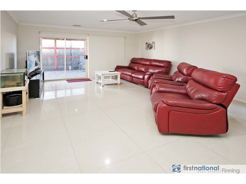 16 Central Avenue, Pakenham VIC 3810