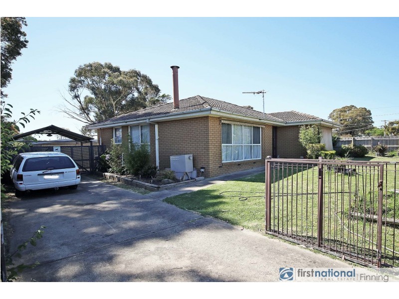 20 James Cook Drive, Cranbourne VIC 3977