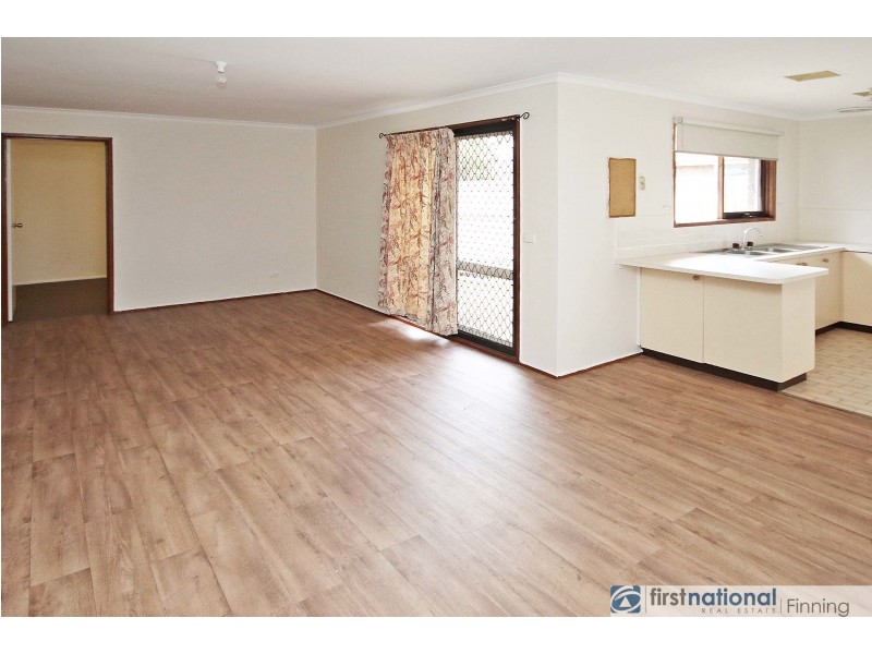 1&2/25 Rouse Street, Cranbourne VIC 3977