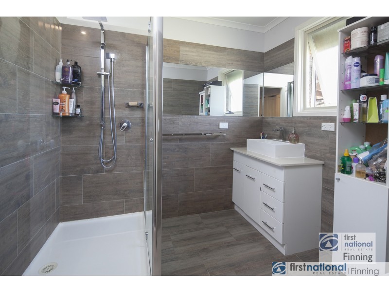 18 Rebecca Court, Cranbourne North VIC 3977