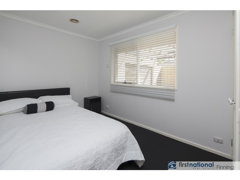 18 Rebecca Court, Cranbourne North VIC 3977