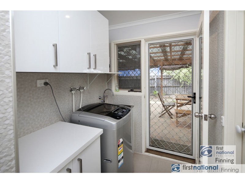 18 Rebecca Court, Cranbourne North VIC 3977