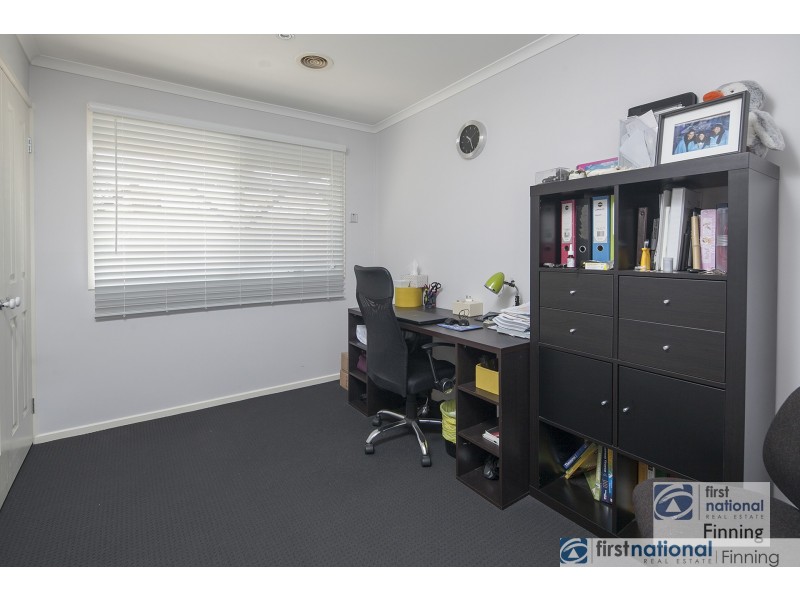 18 Rebecca Court, Cranbourne North VIC 3977