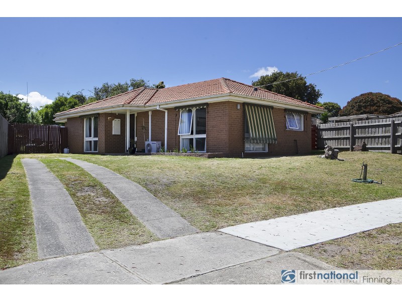 4 Elaine Court, Cranbourne VIC 3977