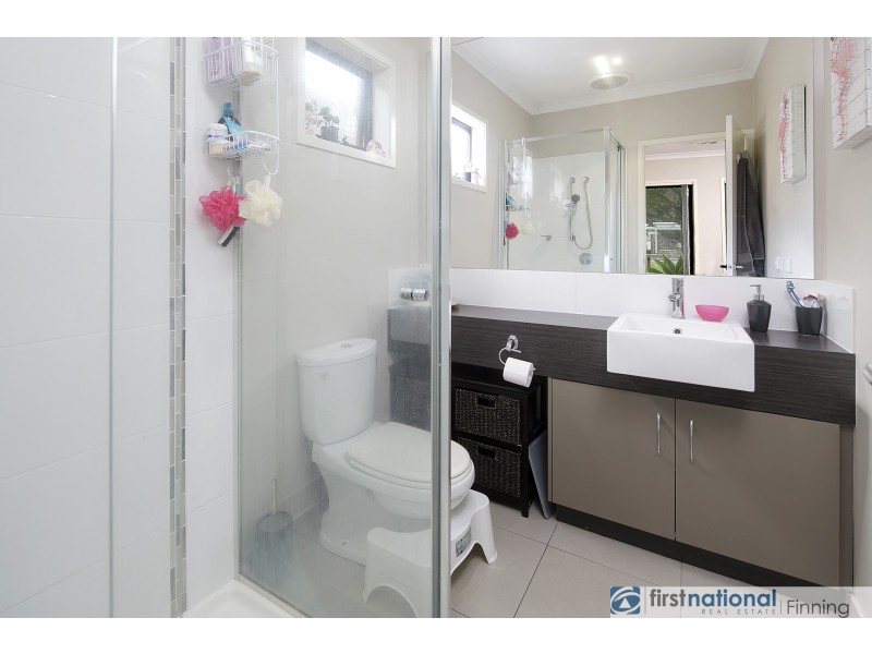 11 Statesman Circuit, Cranbourne East VIC 3977