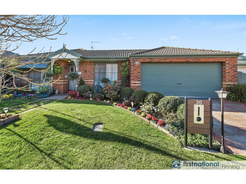 30 Dartmoor Drive, Cranbourne East VIC 3977