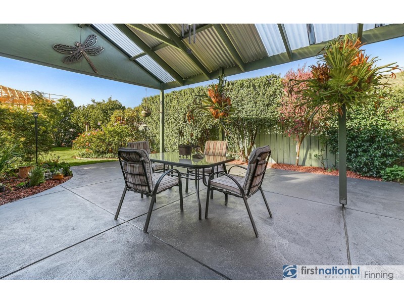 30 Dartmoor Drive, Cranbourne East VIC 3977