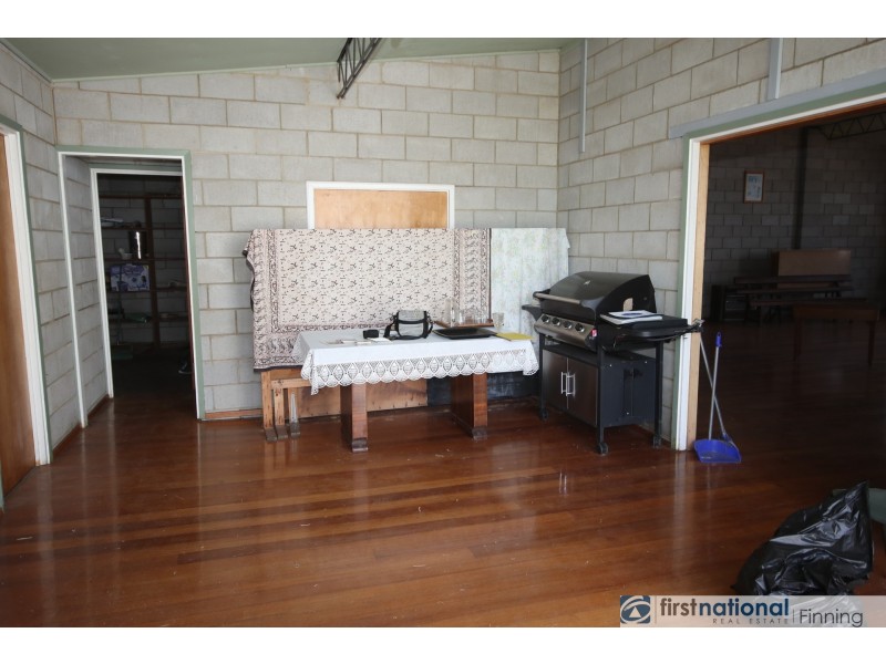 319 Rossiter Road, Koo Wee Rup VIC 3981