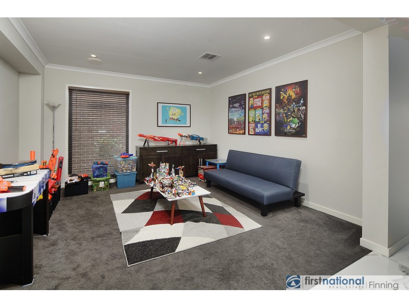 46 Nagle Crescent, Cranbourne West VIC 3977