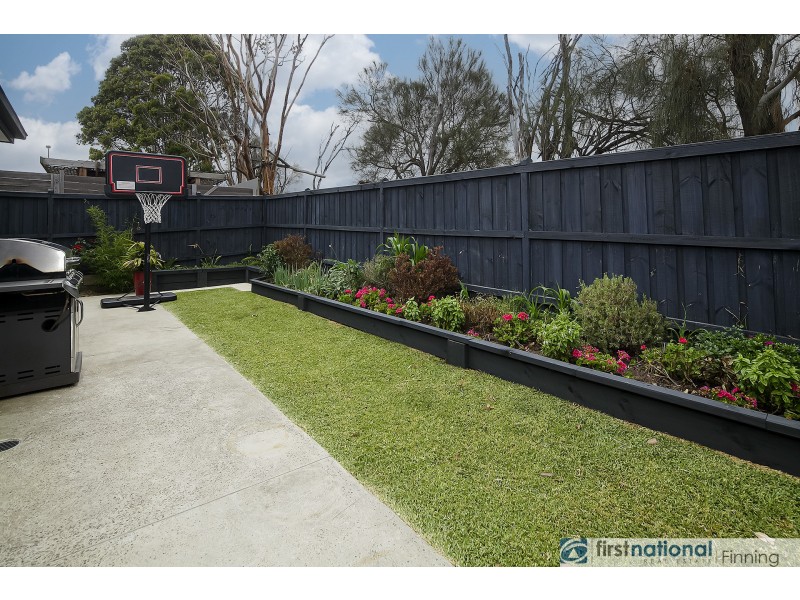 46 Nagle Crescent, Cranbourne West VIC 3977