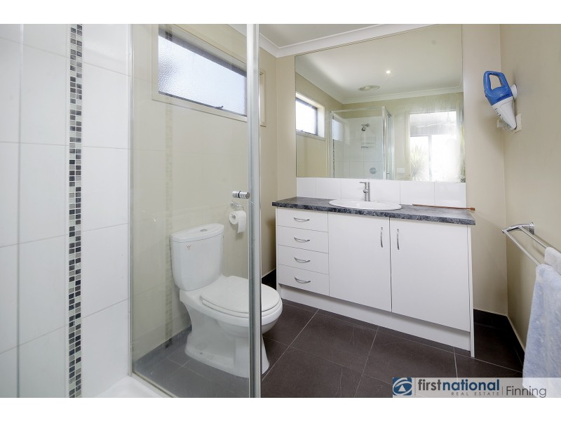 31 Archers Field Drive, Cranbourne East VIC 3977