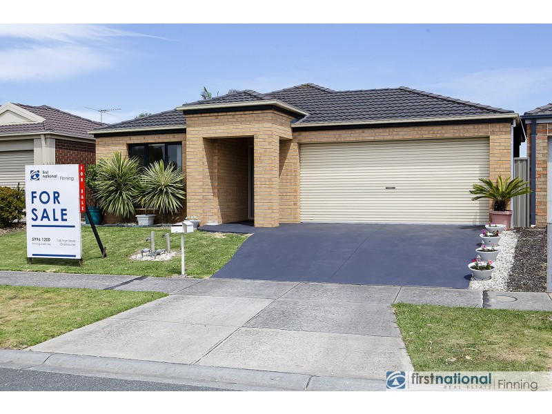 31 Archers Field Drive, Cranbourne East VIC 3977
