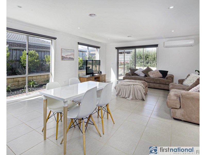 28 Brocker Street, Clyde North VIC 3978