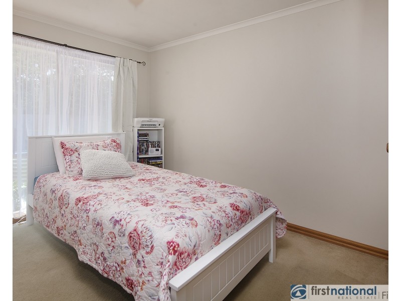 2/7 Bamboo Court, Cranbourne North VIC 3977