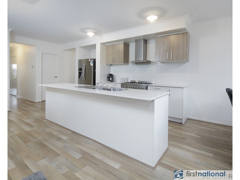 3 Brahe Mews, Clyde VIC 3978