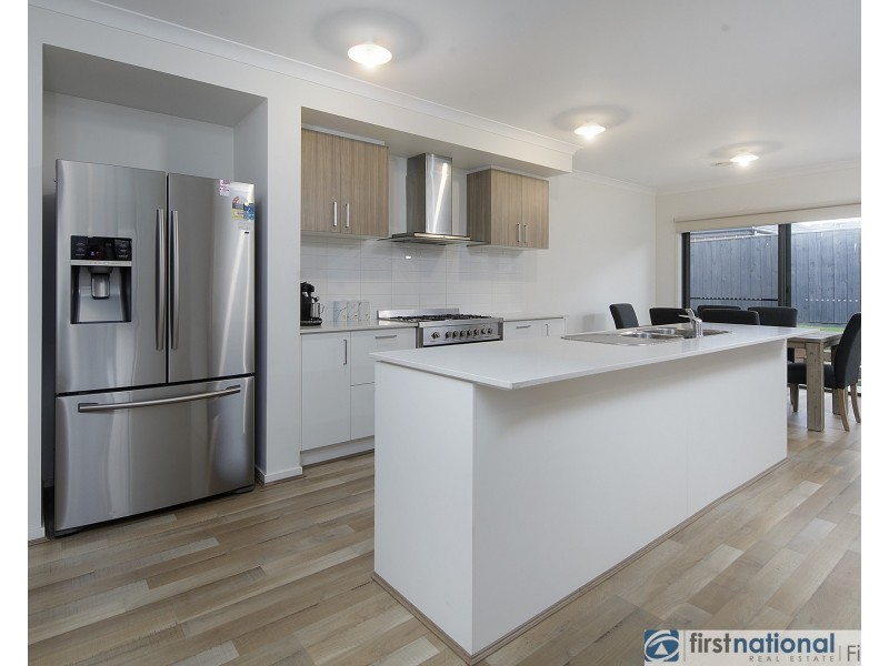 3 Brahe Mews, Clyde VIC 3978