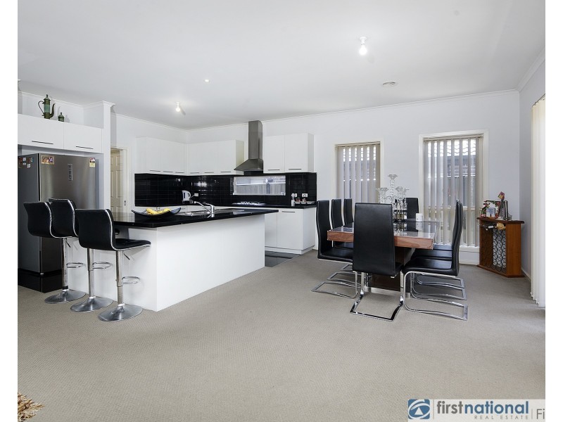 29 Forest Drive, Clyde North VIC 3978