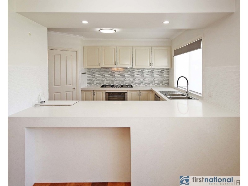 13 Stonehaven Avenue, Cranbourne VIC 3977