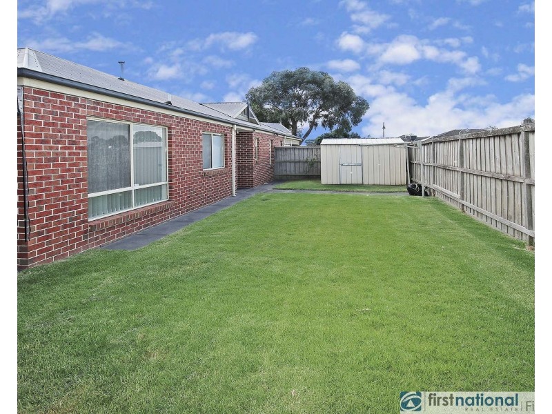 13 Stonehaven Avenue, Cranbourne VIC 3977