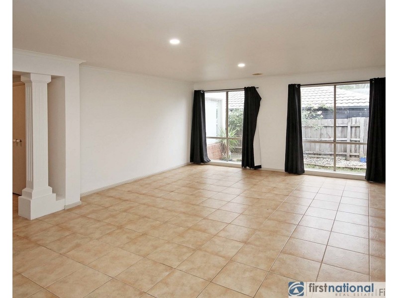 13 Borrowdale Court, Cranbourne West VIC 3977