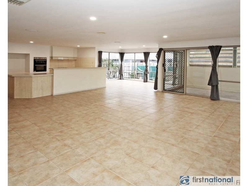 13 Borrowdale Court, Cranbourne West VIC 3977