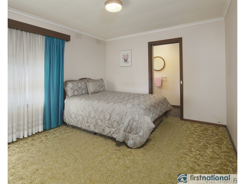 100 Sladen Street, Cranbourne VIC 3977