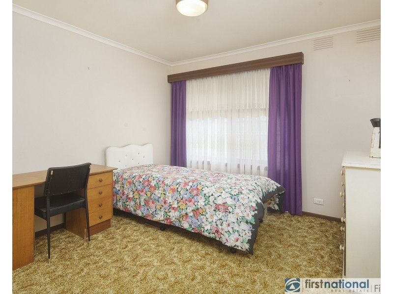 100 Sladen Street, Cranbourne VIC 3977