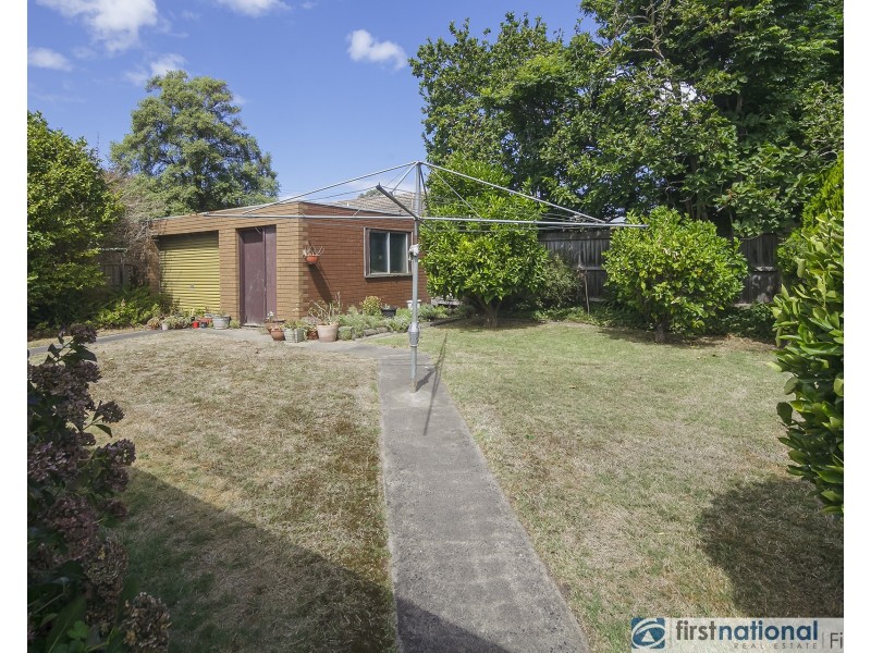 100 Sladen Street, Cranbourne VIC 3977