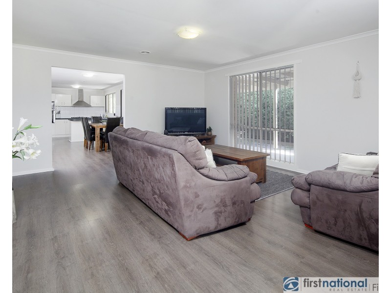 45 Trafalgar Way, Cranbourne East VIC 3977
