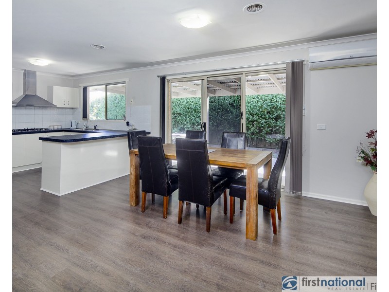 45 Trafalgar Way, Cranbourne East VIC 3977