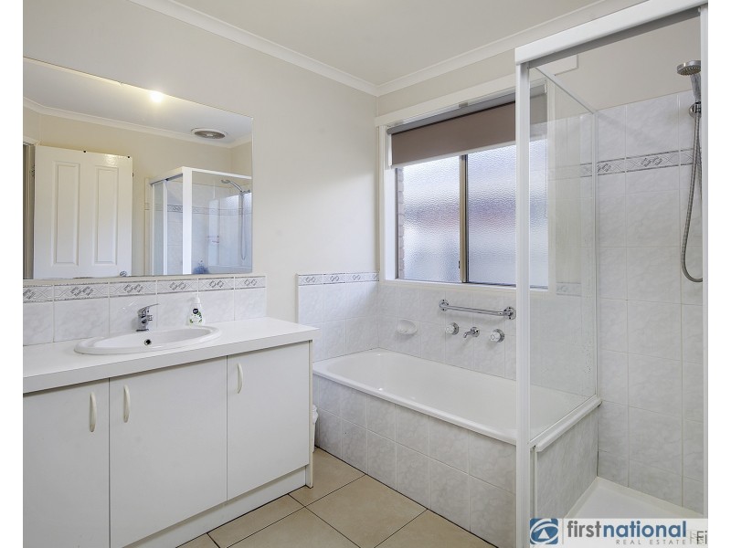 45 Trafalgar Way, Cranbourne East VIC 3977