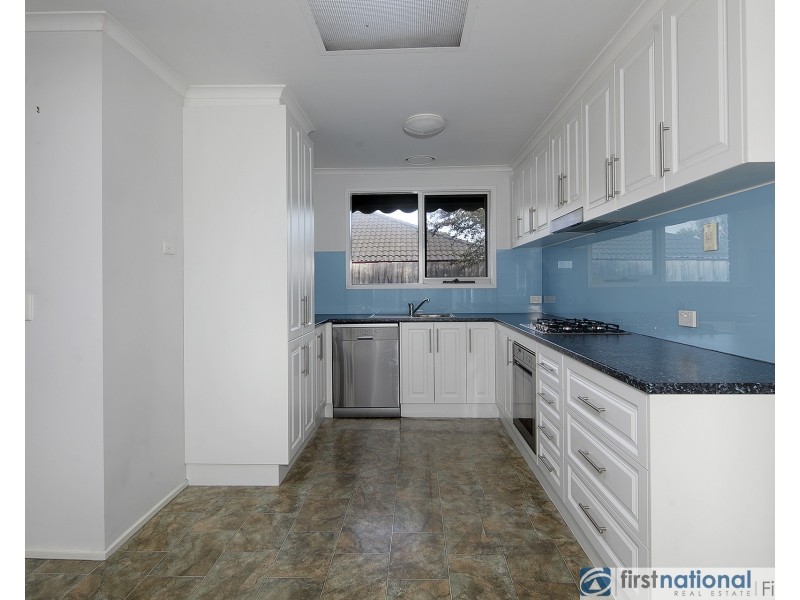 18 Endeavour Drive, Cranbourne North VIC 3977